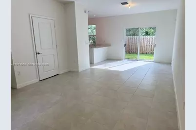 28933 SW 162Ct #28933, Homestead, FL 33033 - Photo 2
