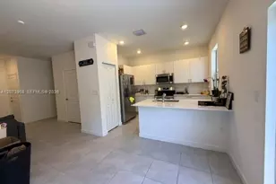 28933 SW 162nd Ct, Homestead, FL 33033 - Photo 2