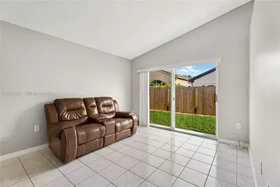 15840 SW 85th St, Miami, FL 33193 - Photo 14