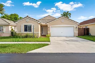 15840 SW 85th St, Miami, FL 33193 - Photo 1