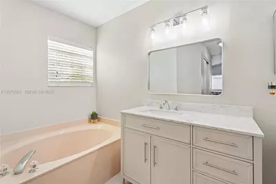 15840 SW 85th St, Miami, FL 33193 - Photo 18