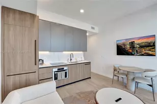 580 72nd St, Miami Beach, FL 33141 - Photo 2