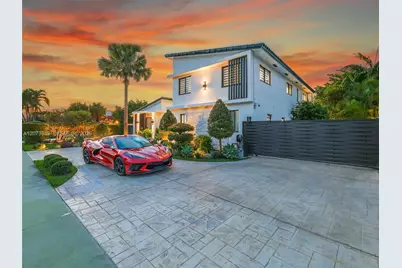 8761 SW 56th St, Miami, FL 33165 - Photo 4
