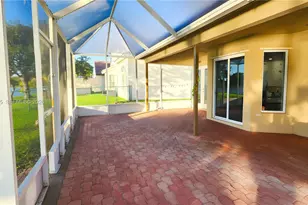 1308 SW 181st Ave, Pembroke Pines, FL 33029 - Photo 30
