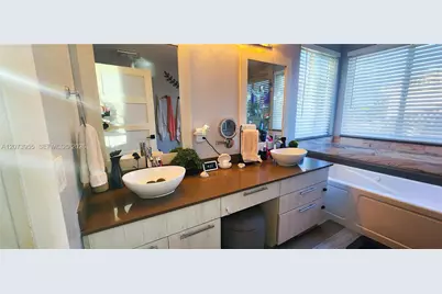 1308 SW 181st Ave, Pembroke Pines, FL 33029 - Photo 22