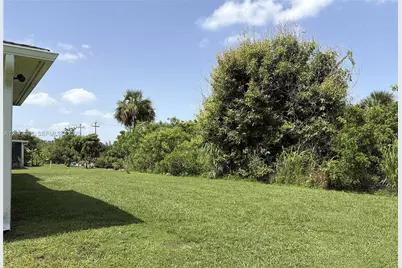 6517 Las Palmas Way, Port Saint Lucie, FL 34952 - Photo 6