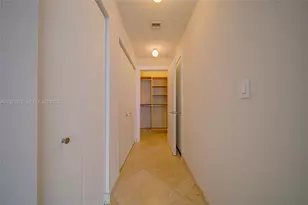 900 Biscayne Blvd, Miami, FL 33132 - Photo 18