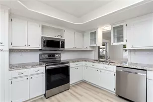 1900 NW 82nd Terrace, Pembroke Pines, FL 33024 - Photo 10