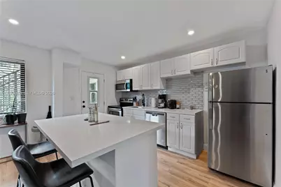 3242 Mary St #S311, Miami, FL 33133 - Photo 4