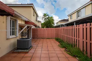 330 NW 114th Ave, Sweetwater, FL 33172 - Photo 18
