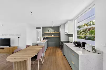 301 Ocean Dr #201, Miami Beach, FL 33139 - Photo 10