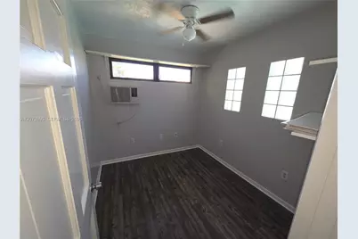 7505 Cleveland St, Hollywood, FL 33024 - Photo 20