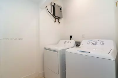 4117 N Oak Pl, Dania Beach, FL 33314 - Photo 24