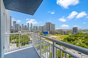275 NE 18th St, Miami, FL 33132 - Photo 30