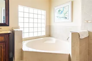 10564 NW 57th St, Doral, FL 33178 - Photo 30