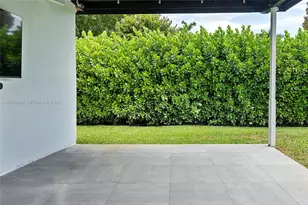 10630 NW 19th Pl, Pembroke Pines, FL 33026 - Photo 44