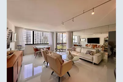 540 Brickell Key Dr #919, Miami, FL 33131 - Photo 2