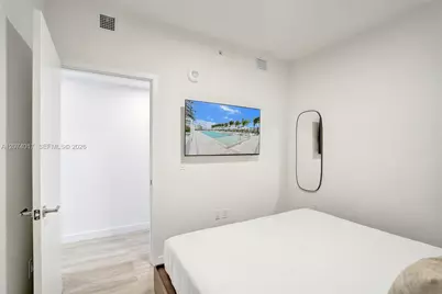 580 72nd St #905, Miami Beach, FL 33141 - Photo 8