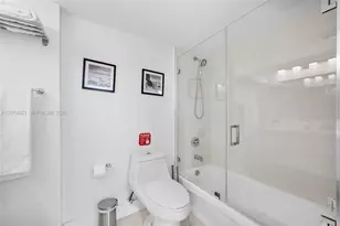 1200 Brickell Bay Dr, Miami, FL 33131 - Photo 22