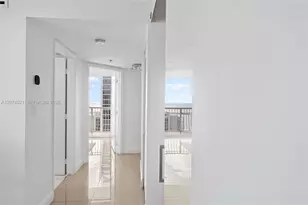 1200 Brickell Bay Dr, Miami, FL 33131 - Photo 14