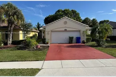 20815 NW 15th St, Pembroke Pines, FL 33029 - Photo 2