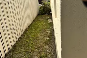 20815 NW 15th St, Pembroke Pines, FL 33029 - Photo 12