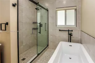 1030 Polk St, Hollywood, FL 33019 - Photo 20