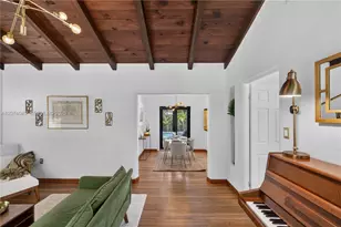 801 NE 70th St, Miami, FL 33138 - Photo 18