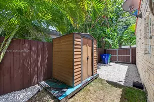 801 NE 70th St, Miami, FL 33138 - Photo 50