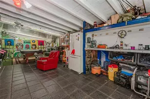 229-230 NW 48th Ct, Miami, FL 33126 - Photo 28