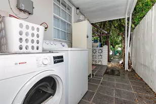 229-230 NW 48th Ct, Miami, FL 33126 - Photo 10