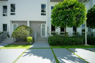 9165 NW 33rd St #9165, Doral, FL 33172 - Photo 2