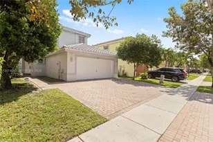 4261 SW 126th Ave, Miramar, FL 33027 - Photo 4