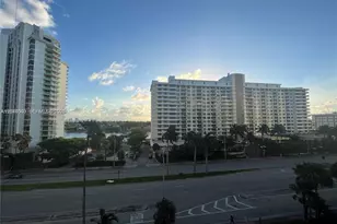 5555 Collins Ave, Miami Beach, FL 33140 - Photo 2