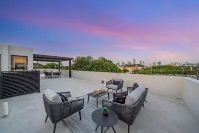 1431 SW 20th St, Miami, FL 33145 - Photo 6