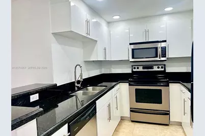 185 SE 14th Ter #2206, Miami, FL 33131 - Photo 6
