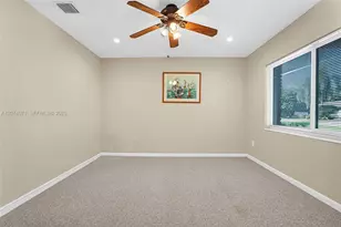 8220 SW 162nd St, Palmetto Bay, FL 33157 - Photo 16