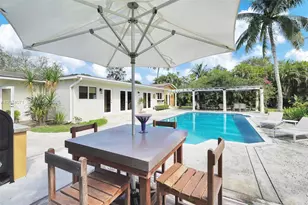 8220 SW 162nd St, Palmetto Bay, FL 33157 - Photo 22