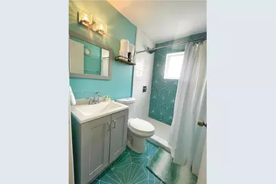 1021 NW 30th St, Miami, FL 33127 - Photo 6