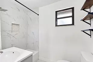 19367 NW 45th Ave, Miami Gardens, FL 33055 - Photo 12