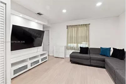 19367 NW 45th Ave, Miami Gardens, FL 33055 - Photo 10