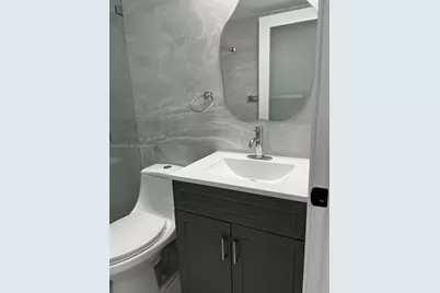 5560 W 21st Ct #108, Hialeah, FL 33016 - Photo 10