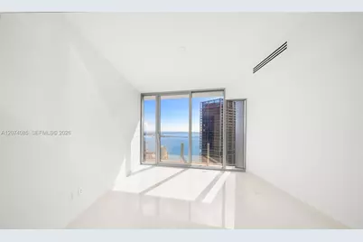 300 Biscayne Blvd Way #4605, Miami, FL 33131 - Photo 8