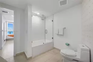 4111 S Ocean Dr, Hollywood, FL 33019 - Photo 28