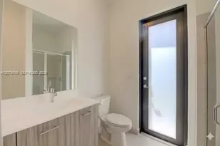 17552 SW 46th St, Miramar, FL 33029 - Photo 16