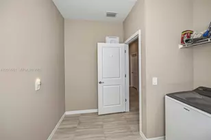 16241 Rosemallow Ln, Other City - In The State Of Florida, FL 33920 - Photo 54