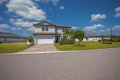 16241 Rosemallow Ln, Other City - In The State Of Florida, FL 33920 - Photo 2