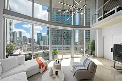 690 SW 1st Ct #2702, Miami, FL 33130 - Photo 8