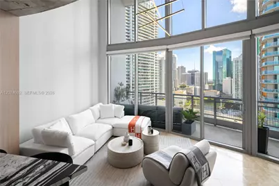 690 SW 1st Ct #2702, Miami, FL 33130 - Photo 6