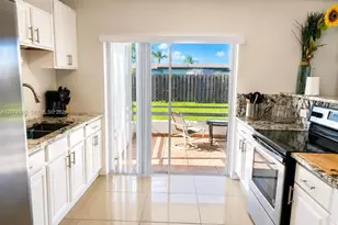 9331 NW 24th Pl, Sunrise, FL 33322 - Photo 2